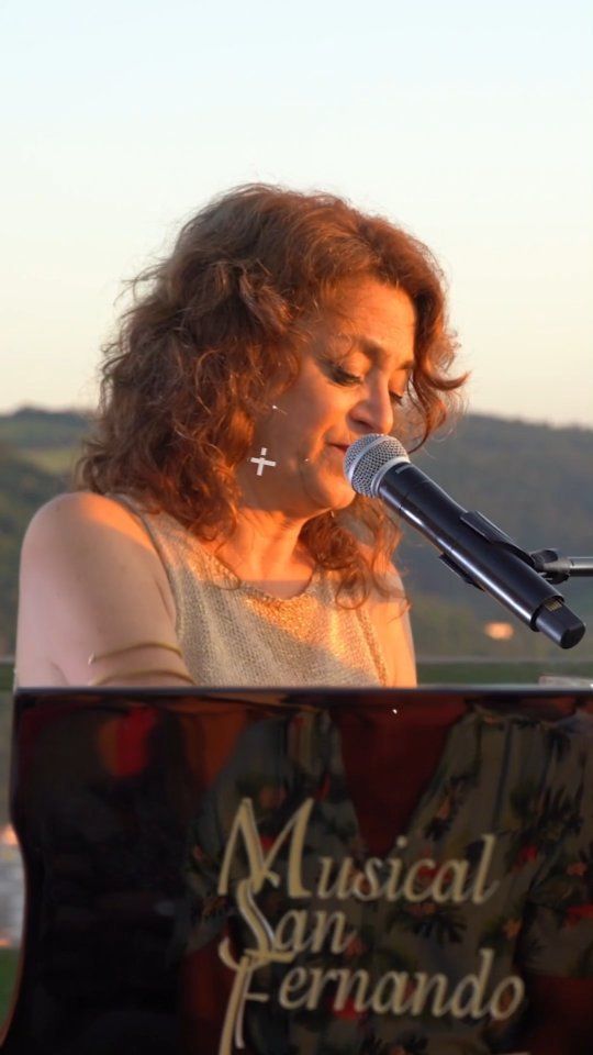 Un pequeño resumen del concierto de @soycarmenparis el pasado domingo en Los Conciertos de La Atalaya de Noches Pejinas Cantabria Infinita. Un auténtico gustazo haber podido disfrutar de su música en un entorno tan especial. 

@cantabriaturismo @ayuntamientolaredo @radiocostaesmeralda @vinilofm_cantabria @radiolaredo @11tvcantabria @copecantabria @theimagos

#CantabriaInfinita #CantabriaApetece
#NochesPejinas #MúsicaEnVivo #MúsicaEnDirecto