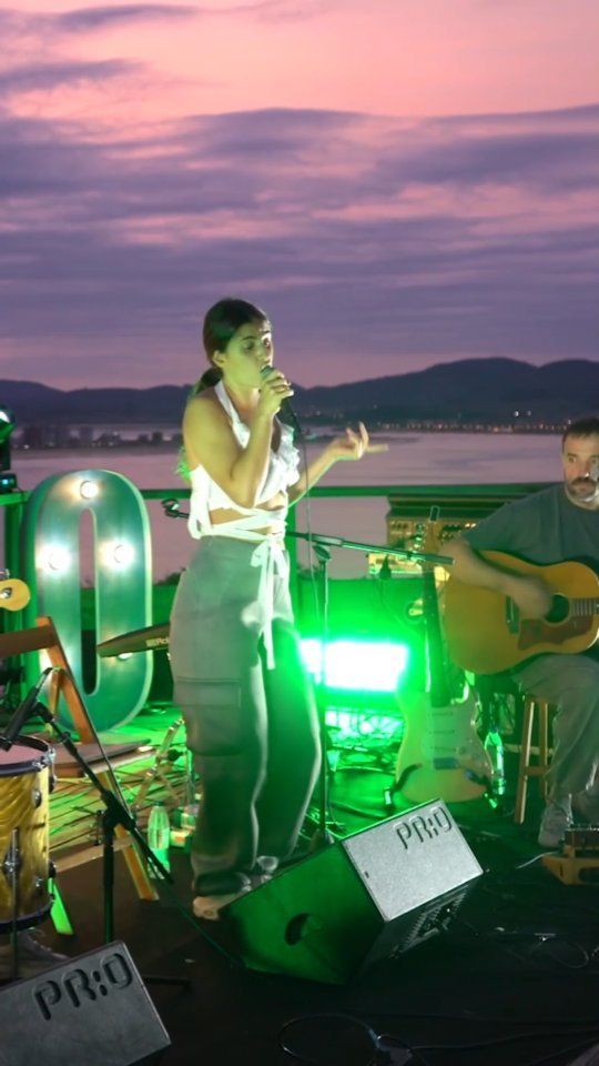 Os dejamos un pequeño resumen del concierto de @izaroandres en Los Conciertos de La Atalaya de #NochesPejinas #CantabriaInfinita. Uno de los más esperados de nuestro ciclo, en el que disfrutamos muchísimo. ¿Estuviste? ¡Cuéntanos!

@cantabriaturismo @ayuntamientolaredo @russellsimoni @radiocostaesmeralda @vinilofm_cantabria @radiolaredo @11tvcantabria @copecantabria @delaredulintv @theimagos @russelsimoni

#CantabriaInfinita #CantabriaApetece
#NochesPejinas #MúsicaEnVivo #MúsicaEnDirecto